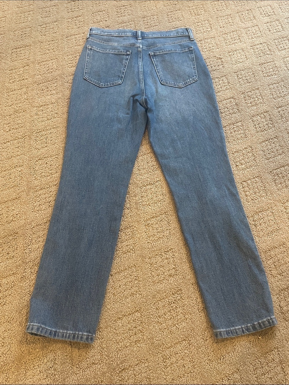 Banana Republic Women's Straight-Leg Jeans in Medium Blue - Picture 2 of 5